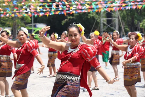 โครงการส่งเสริมสุขภาพโดยการออกกำลังกายแบบไลน์แดนซ์