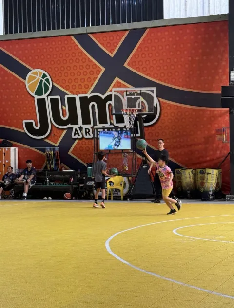 Jump Arena CNX ภาพที่ 1