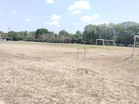สนามฟุตบอล เขื่อนป่าสักชลสิทธิ์ ภาพที่ 1