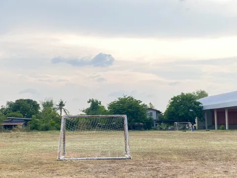 สนามกีฬาโรงเรียนบานซาด ตำบลชีวาน อำเภอพิมาย จังหวัดนครราชสีมา ภาพที่ 1