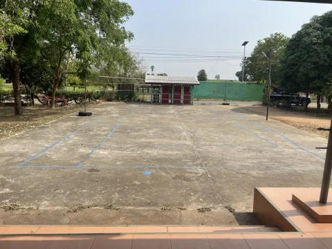 สนามกีฬาบ้านหนองกระทุ่ม ตำบลทัพรั้ง อำเภอพระทองคำ จังหวัดนครราชสีมา ภาพที่ 1